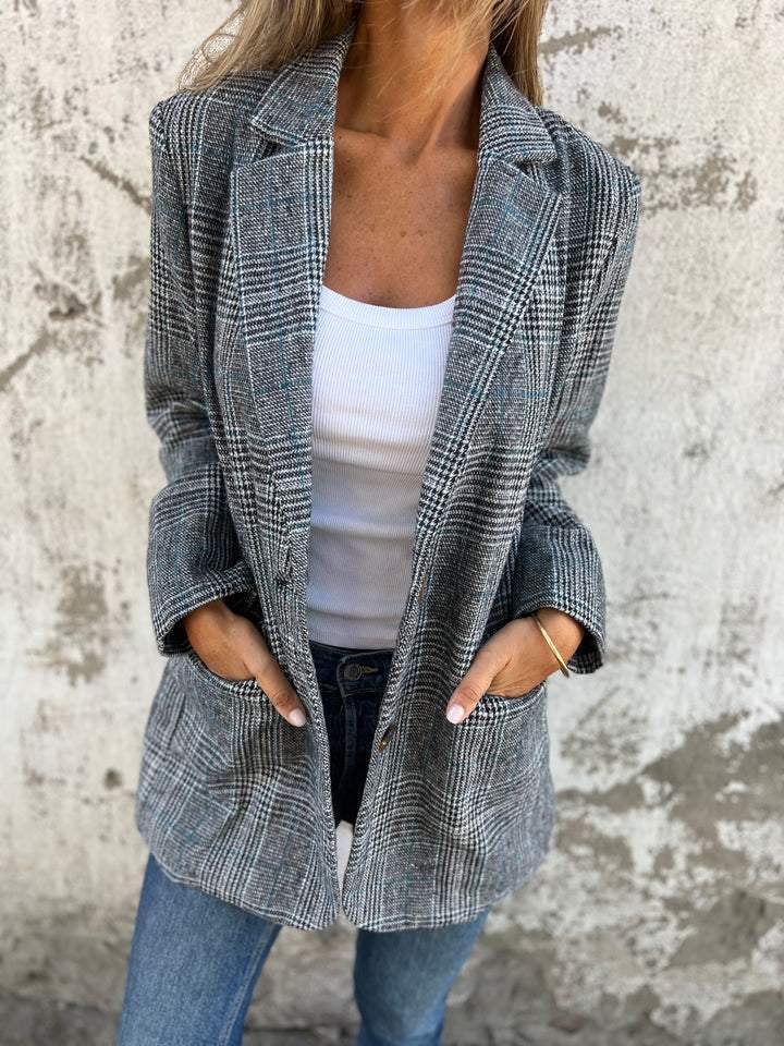 Aralya Women's Blazer | Tailored Fit, Classic Lapel 2