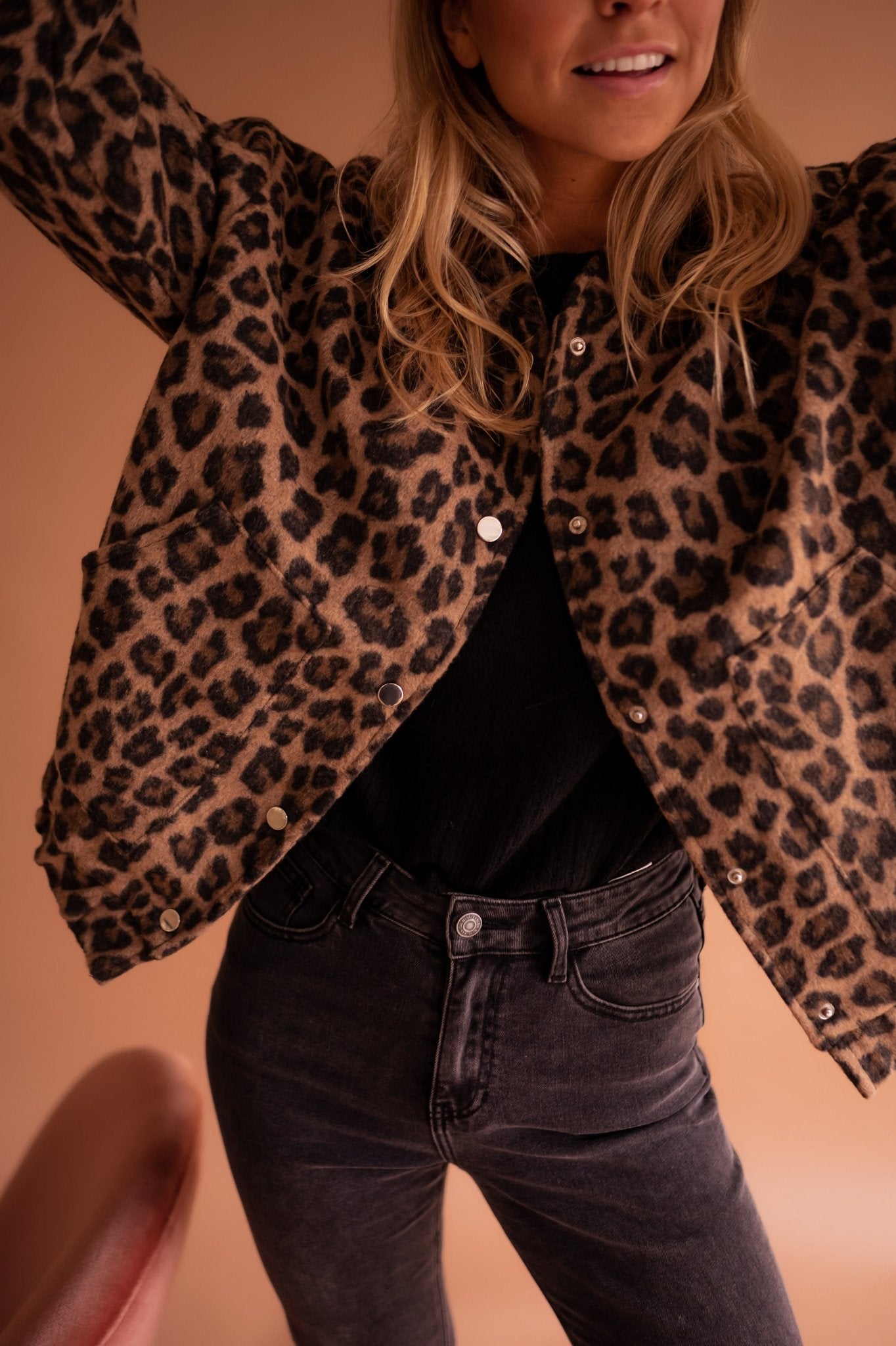 Lila Women's Trendy Jacket | Lightweight Leopard Print 1