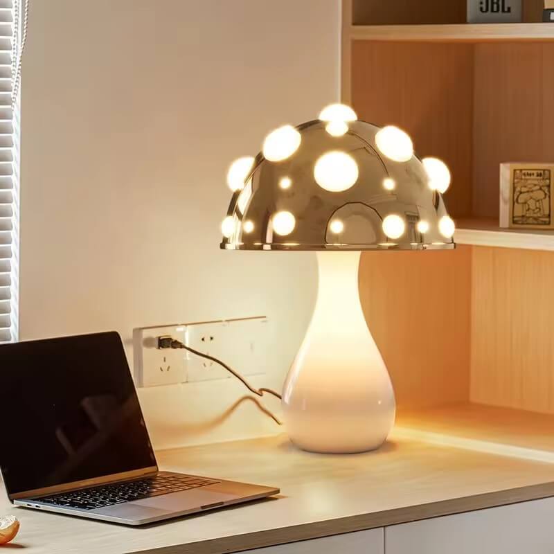 Mushroom Desk Lamp | Retro Table Lamp | LED 3-Mode Lighting
