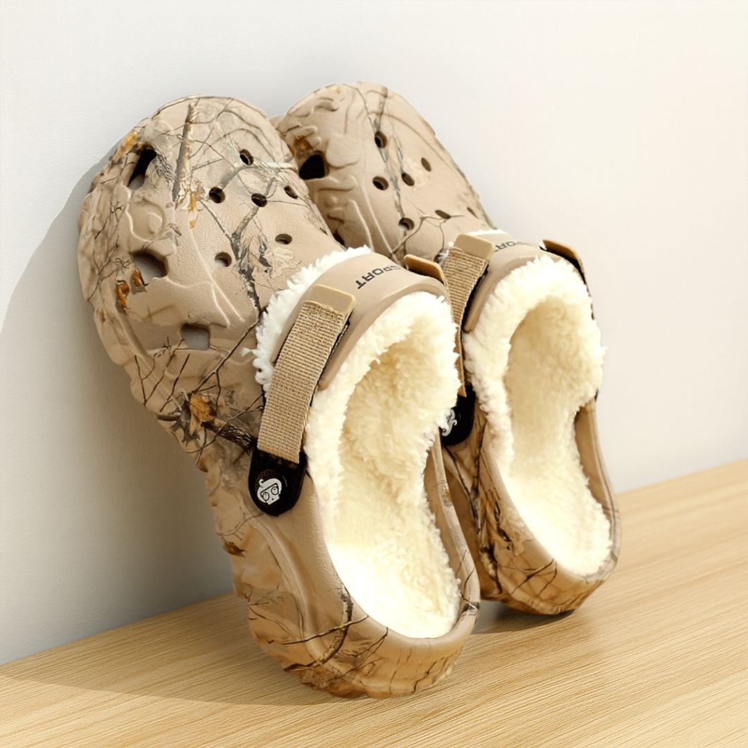 Unisex Winter Clogs | Warm Lined Slippers | Faux Fur Interior & Non-Slip EVA Sole