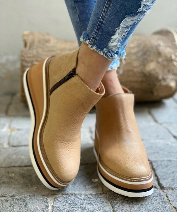 Women’s Waterproof Ankle Boots | Side Zipper Design | Warm Lined Interior