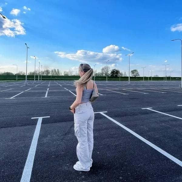 Women’s Cargo Pants | Adjustable Waist | Multiple Pockets | Durable Fabric